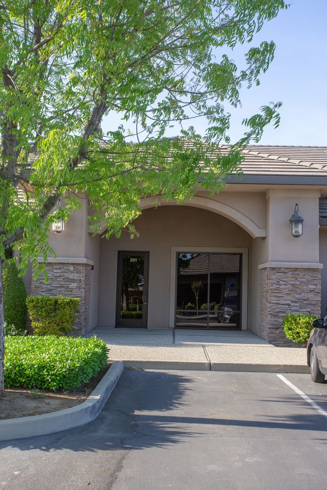 Gateway Business Park: 950 Tharp Rd Ste 201, Yuba City, CA 95993